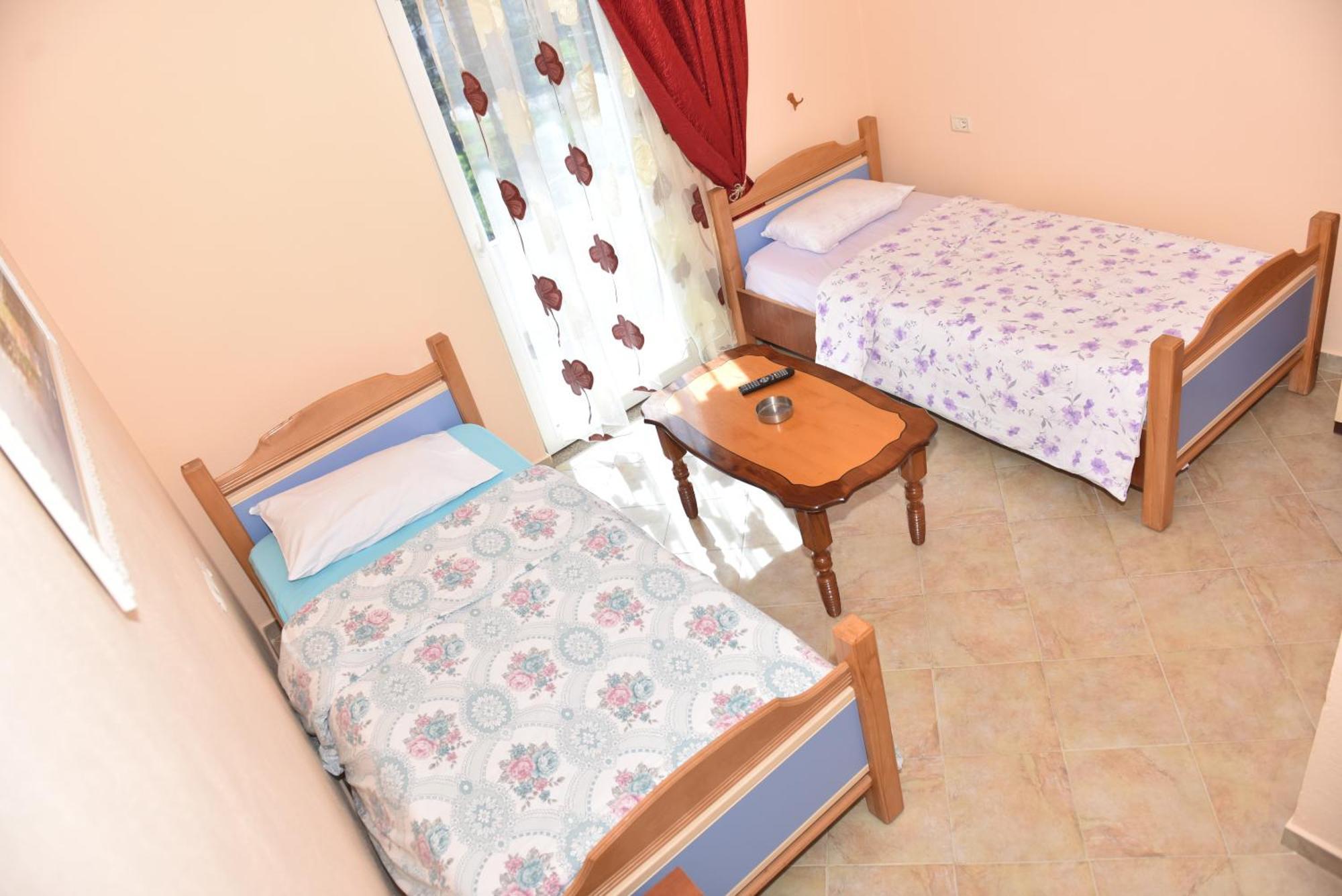 Hotel Termal Peshkopi Ngoại thất bức ảnh