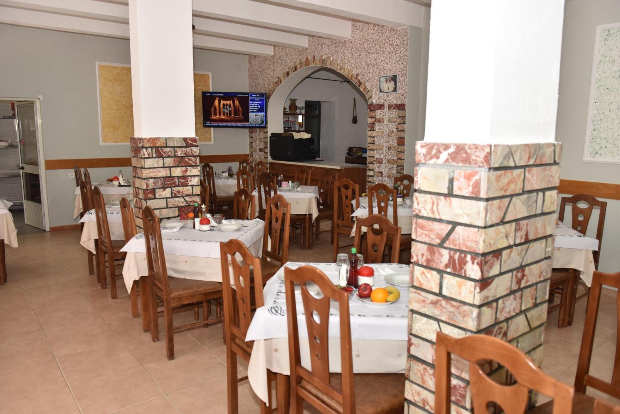 Hotel Termal Peshkopi Ngoại thất bức ảnh