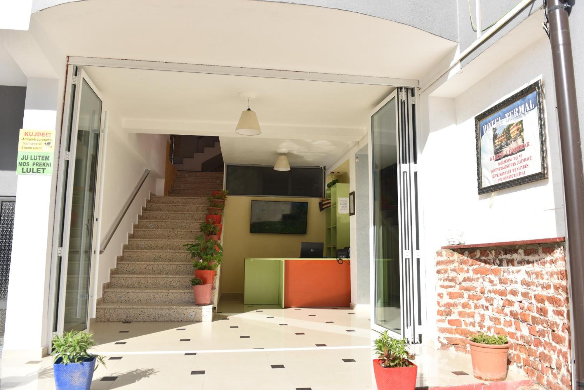 Hotel Termal Peshkopi Ngoại thất bức ảnh